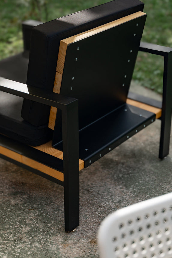 DIY Slat Bench Leg